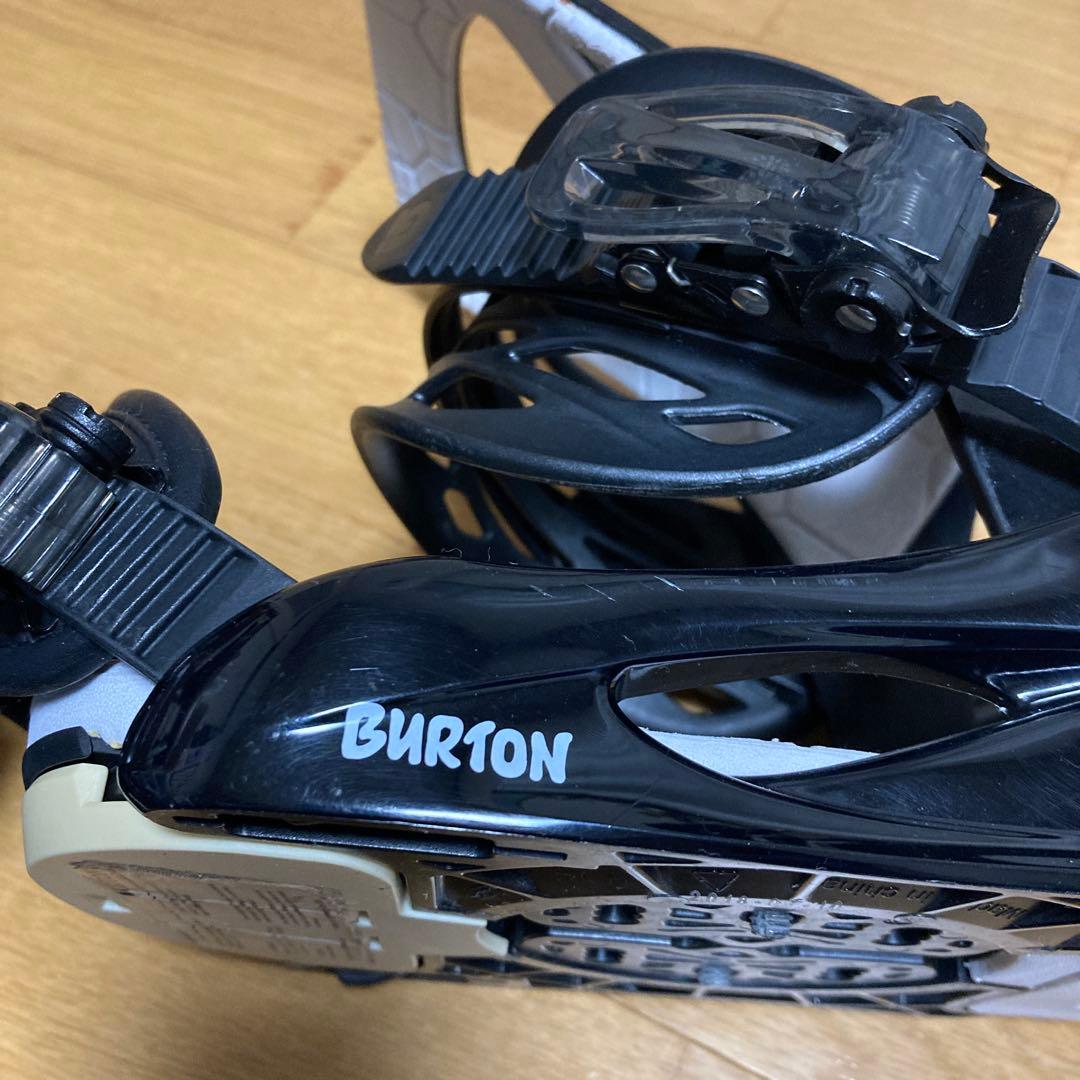 BURTON ビンディング CUSTOM SMALLS 　ブラックホワイト