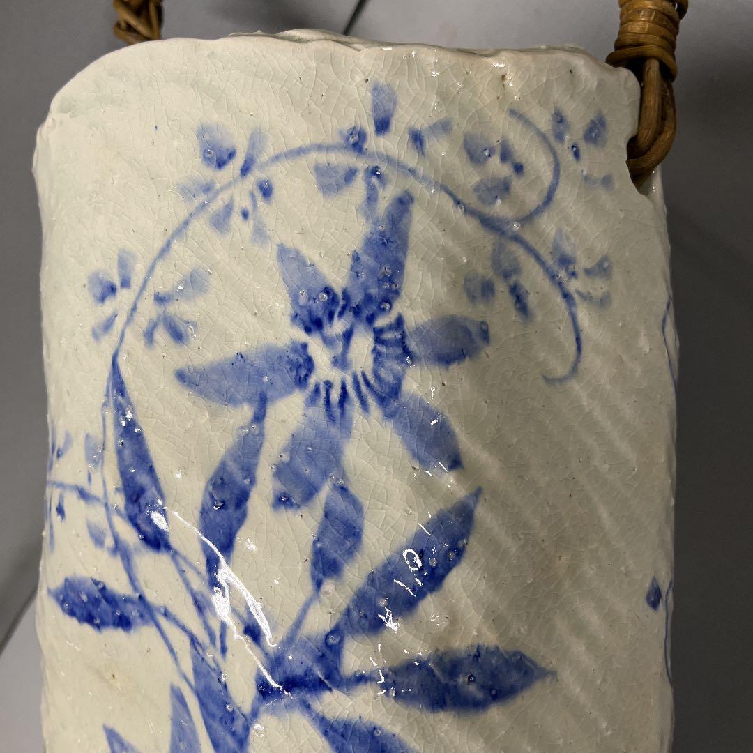 信楽焼つる付き傘立て  壷久郎窯作 高さ４５cm（陶器本体のみでつるは含まない）