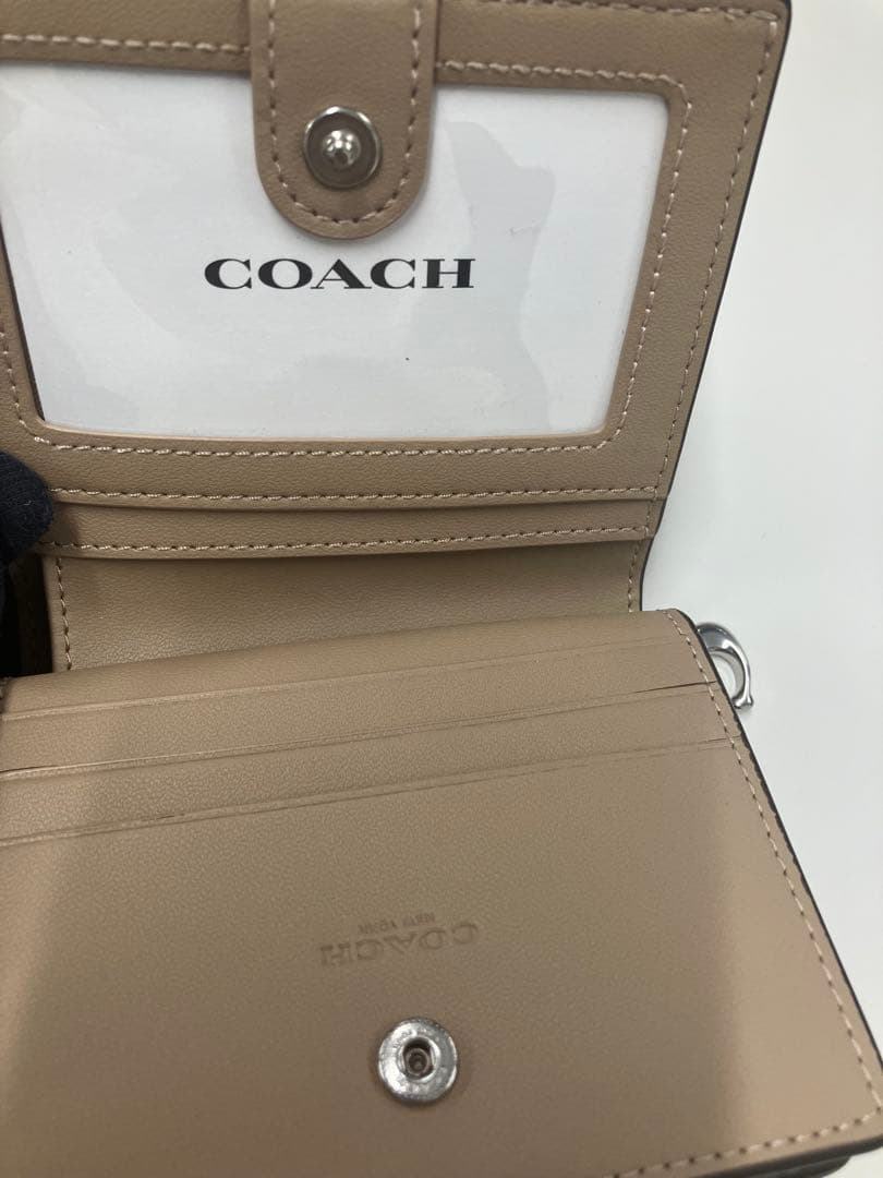 coach 二つ折り財布(空色)未使用品　袋付き