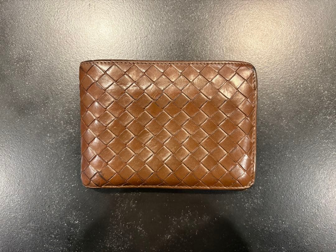 ボッテガべネタ　Bottega Veneta 二つ折り財布
