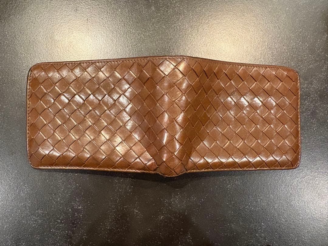 ボッテガべネタ　Bottega Veneta 二つ折り財布