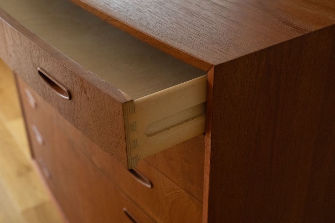 木製ミッドセンチュリー　6段　チェスト　タンス