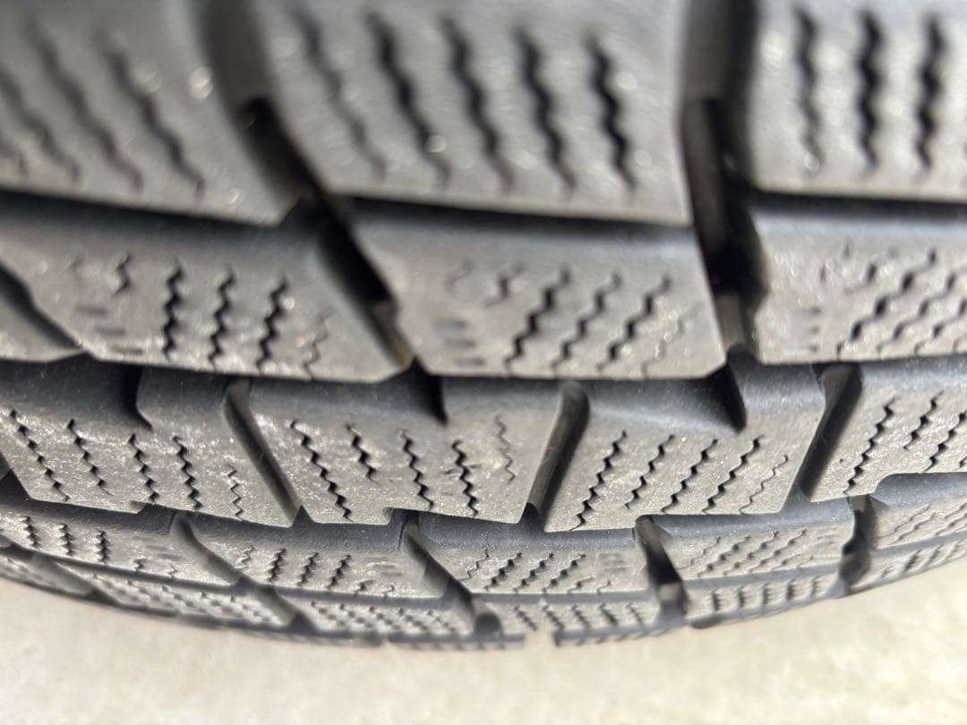 17インチ スタッドレスタイヤ ホイールセット　265/65R17 プラド