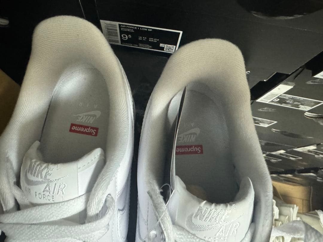 Nike Air Force 1 Supreme ホワイト-25