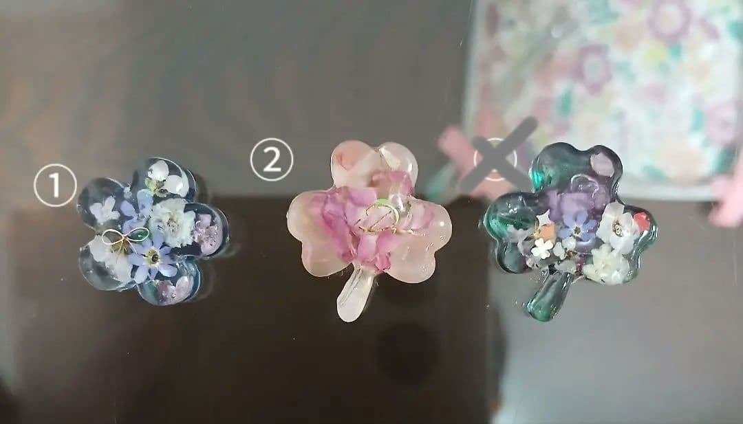 お取り置き済みです　小さなチャーム