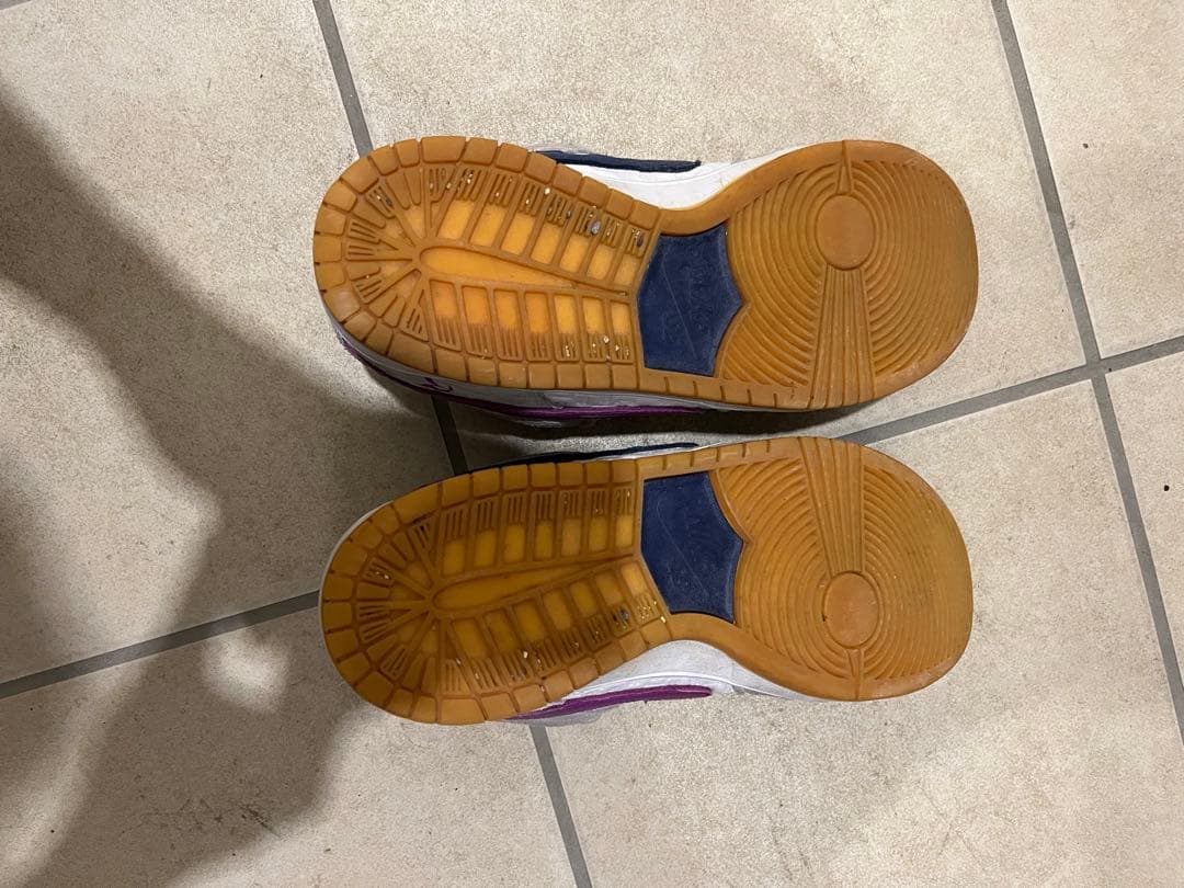 ライッサレアウ　NIKE