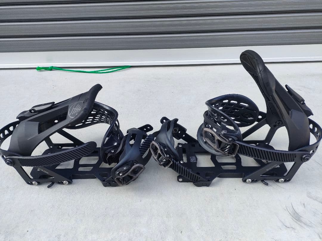 BURTON 　HICHHIKER　Lサイズ　ヒッチハイカー SPARK R&D