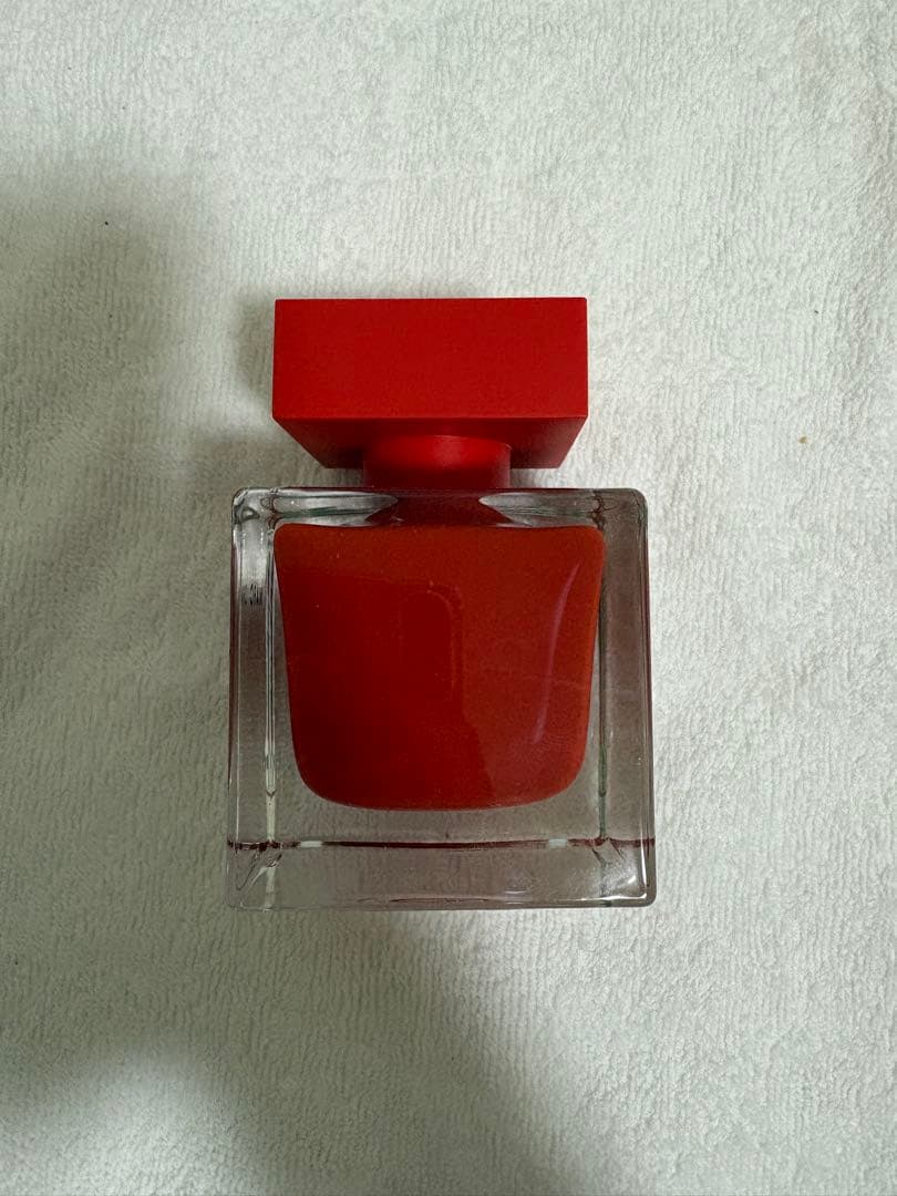 【赤ちゃん猿さま専用】Narciso Rodriguez 香水 レッド