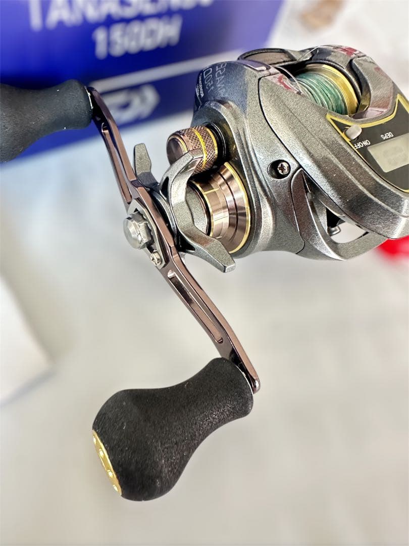 【美品★箱付き★お値下げ中】釣り　ダイワ　タナセンサー　DAIWA 150DH