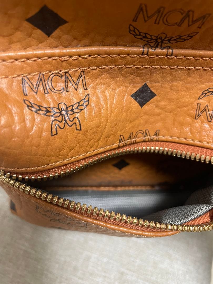 MCM ブラウンレザーリュック