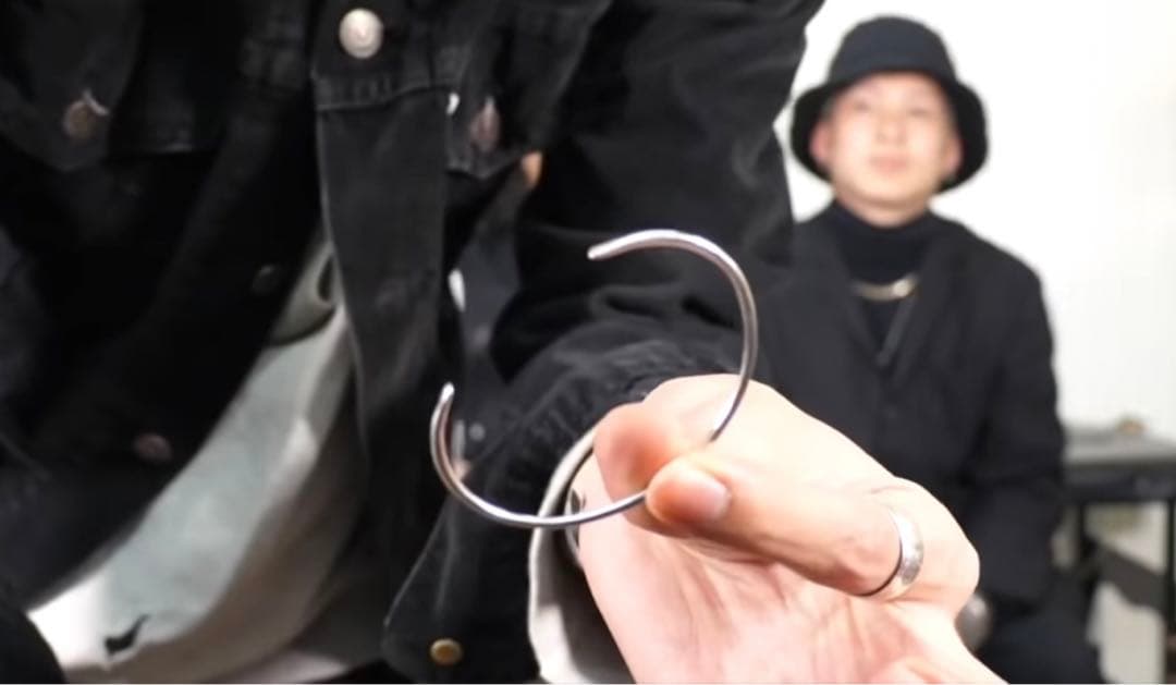 アクセサリー frank and easy sv thin bangle
