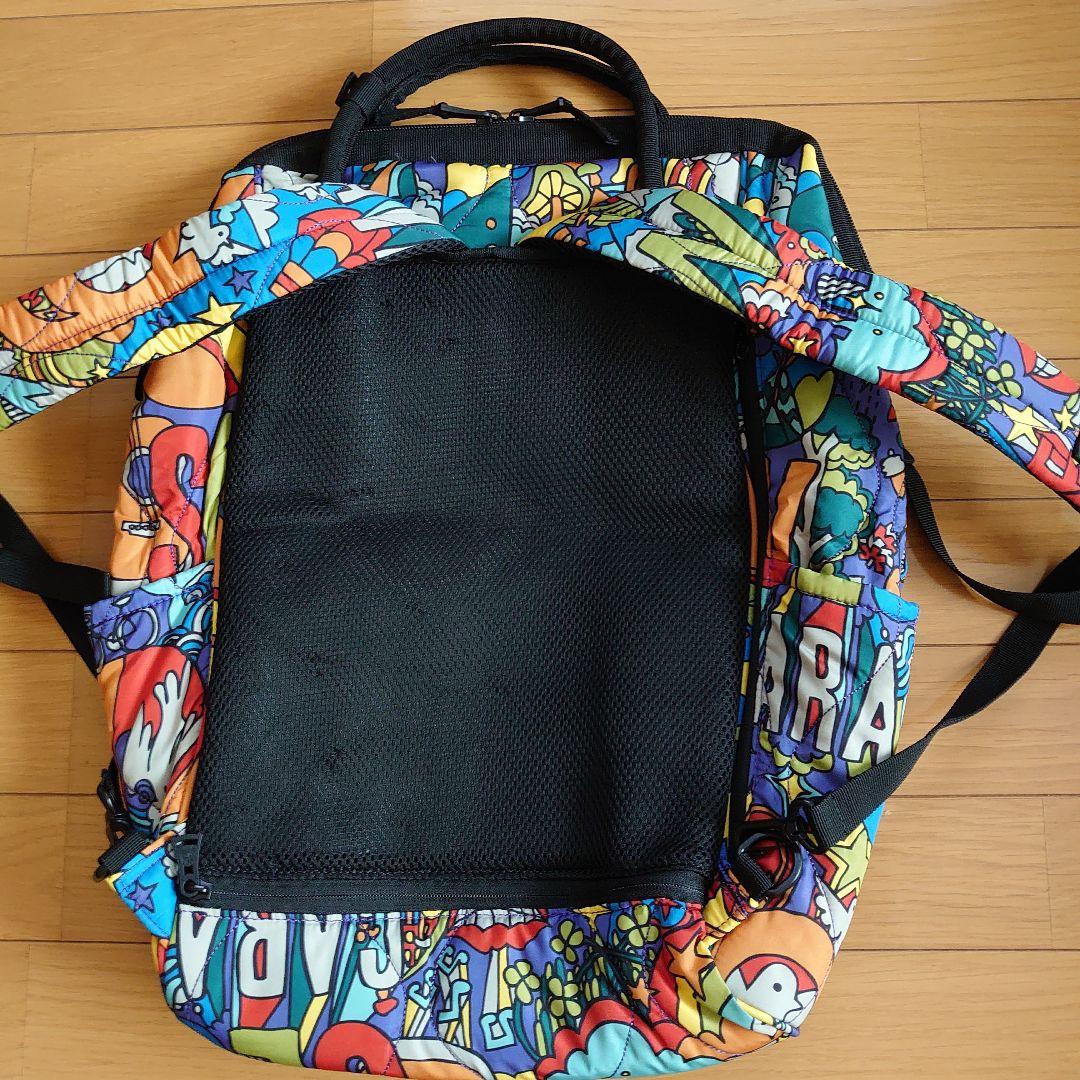ゴースローキャラバン美品。カラフルアートリュック