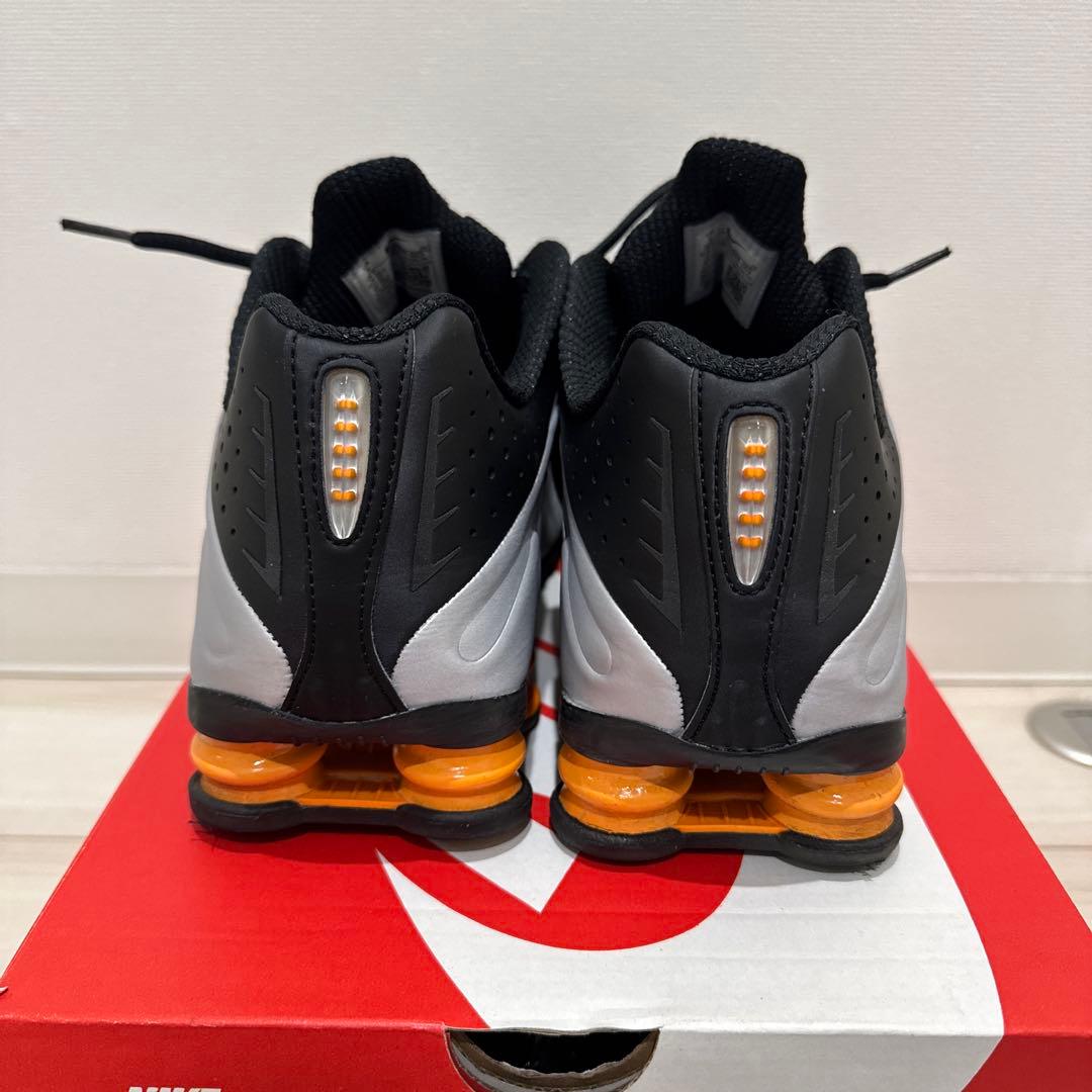 ゆうきNIKE SHOX R4 BRIGHT MANDARIN 27.0