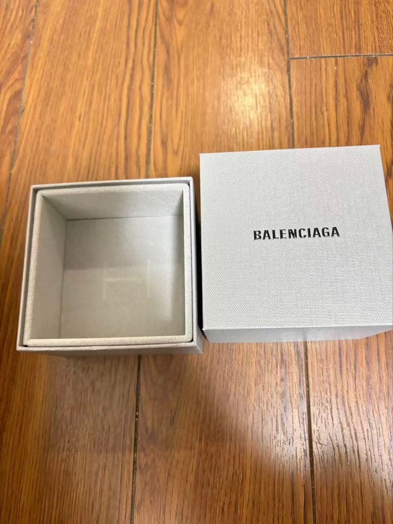 BALENCIAGA ゴールドチェーンピアス