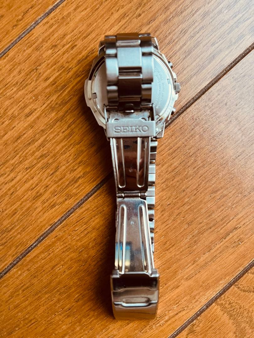 SEIKO クロノグラフ 時計 ブラック
