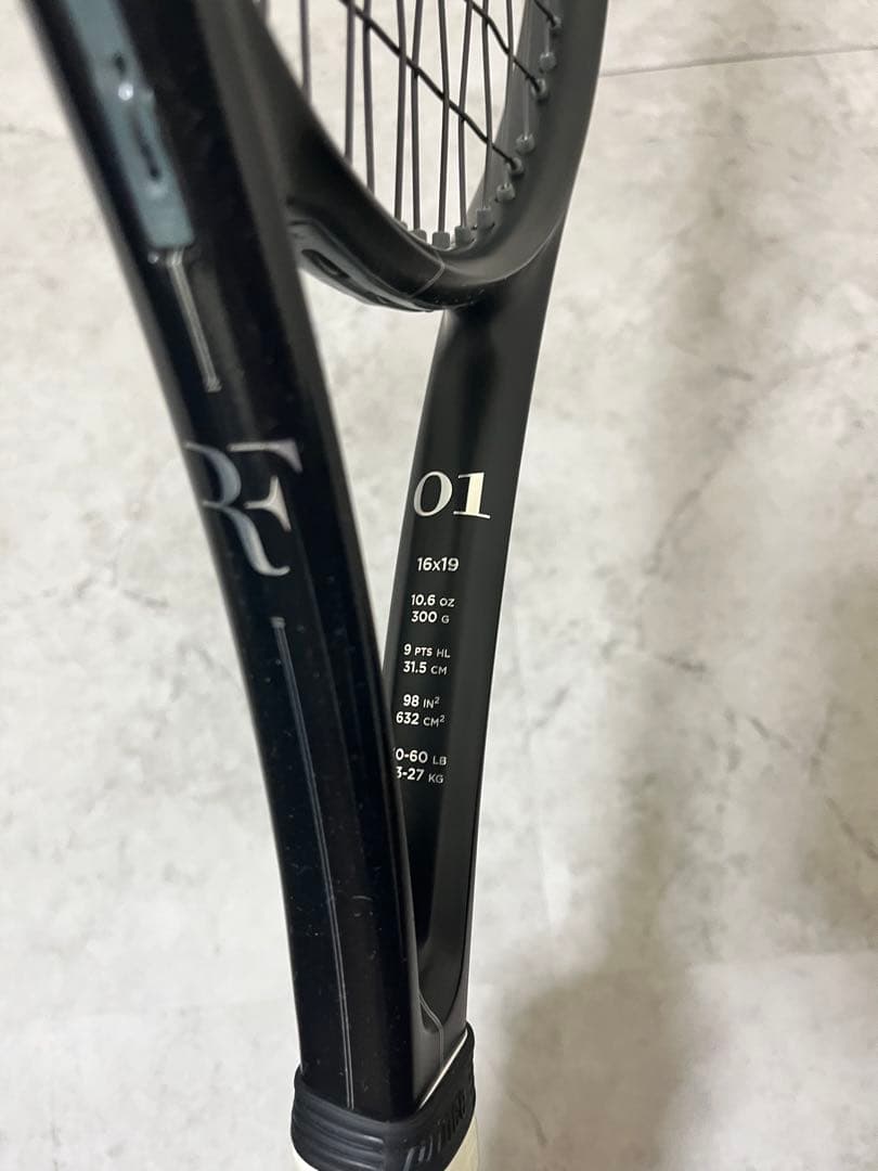 ぴ*ー様 RF 01 テニスラケット 300g 16x19