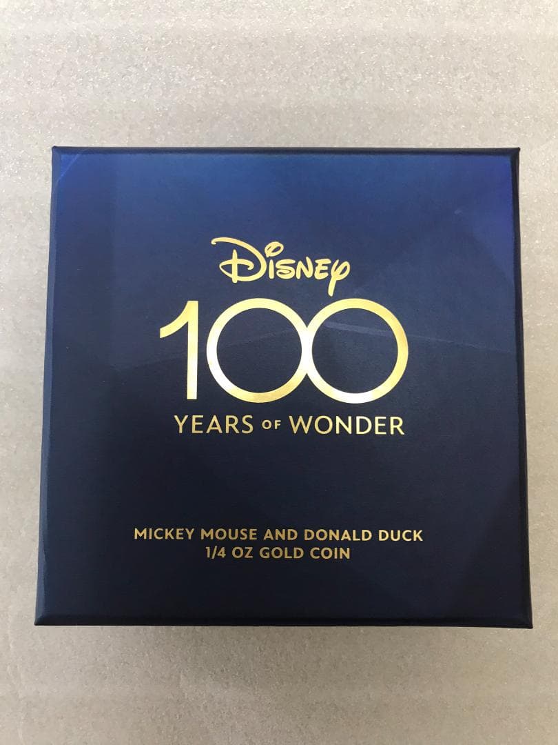 Disney ディズニー 100周年  世界限定250枚 レアアイテム