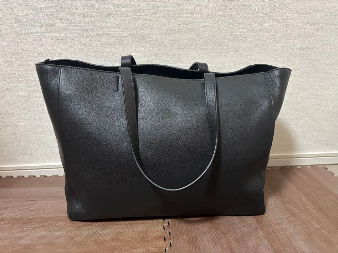 【超希少！新品未使用】BALENCIAGA 青山店限定エブリデイ E-Wトート