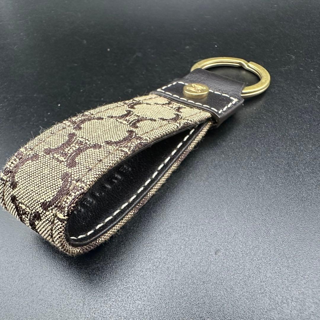未使用級✨　セリーヌ　キーリング　キーホルダー　キーケース　ロゴ　013