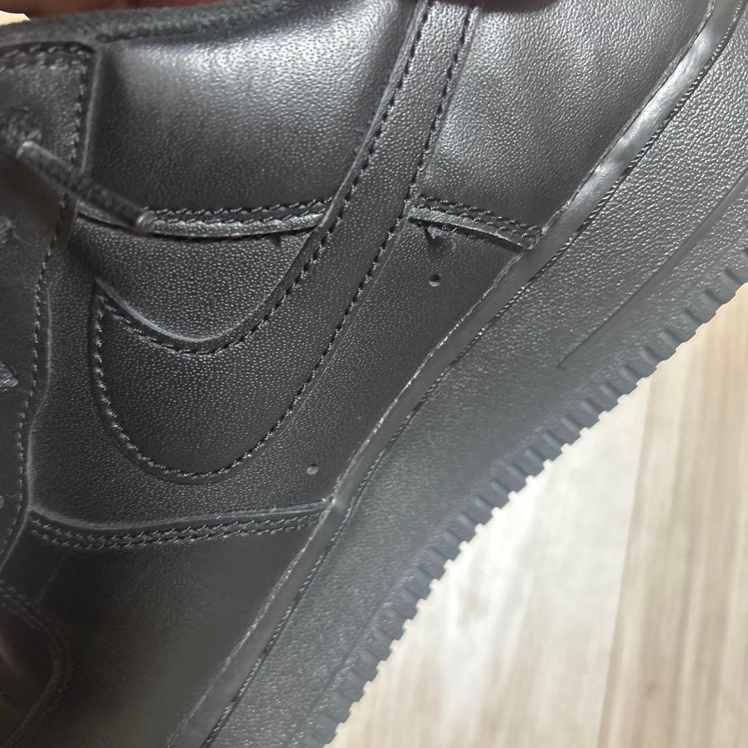 ツ*ー様 Nike Air Force 1 Supreme ブラック