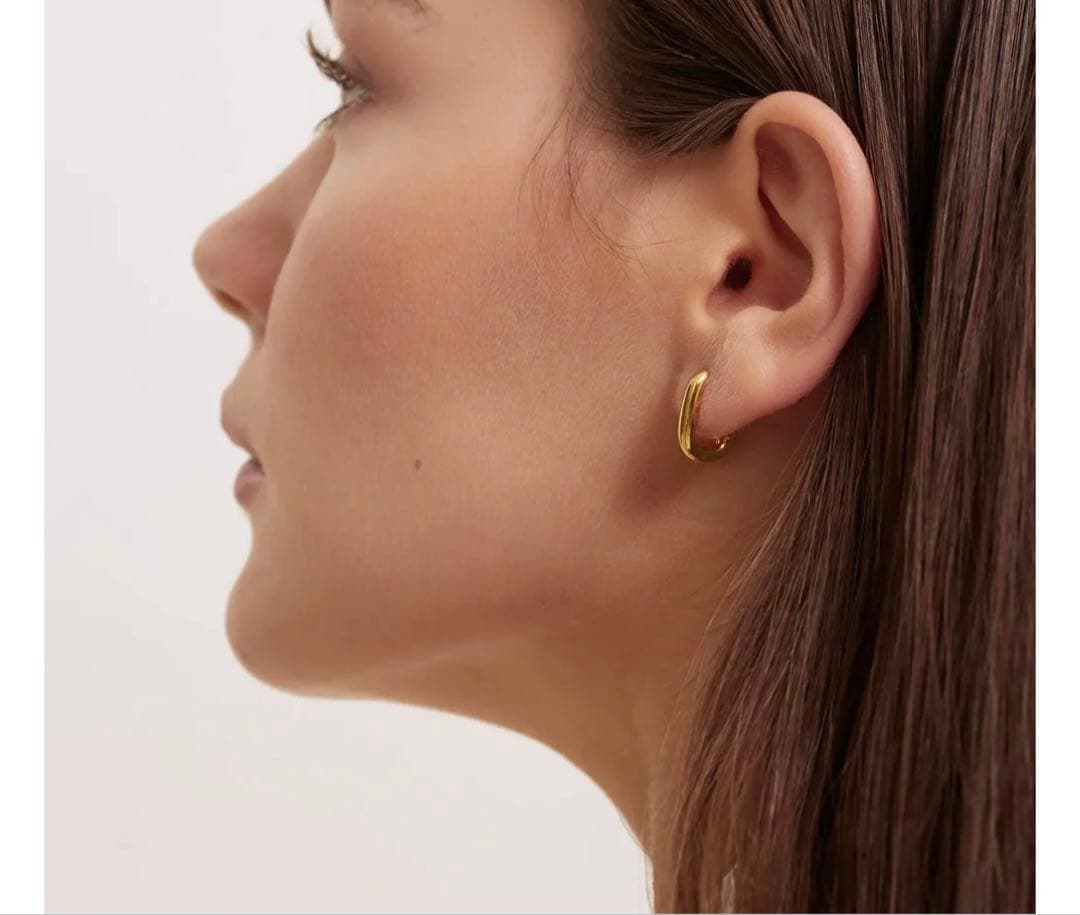 【daughters jewelry】oval small hoop ゴールド