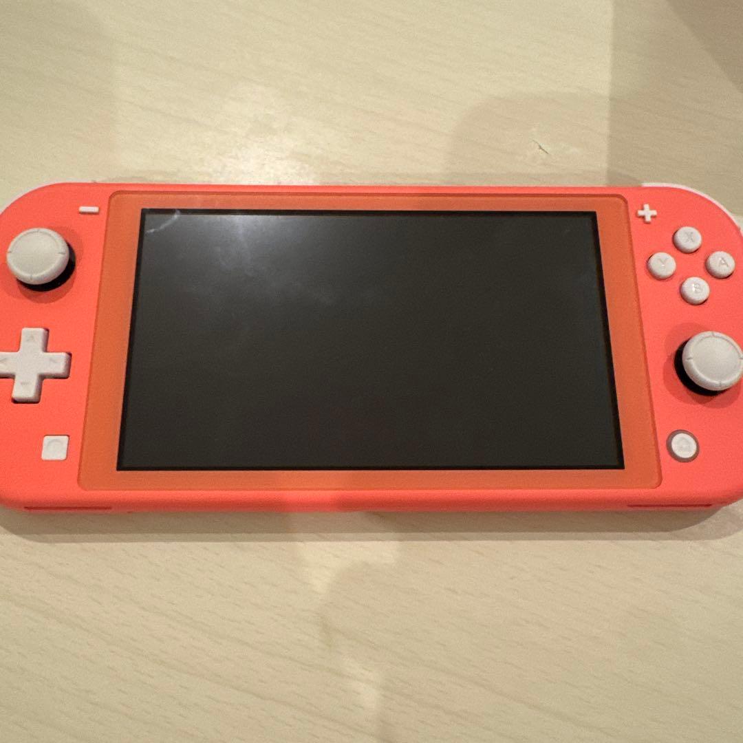 スイッチライト　コーラル