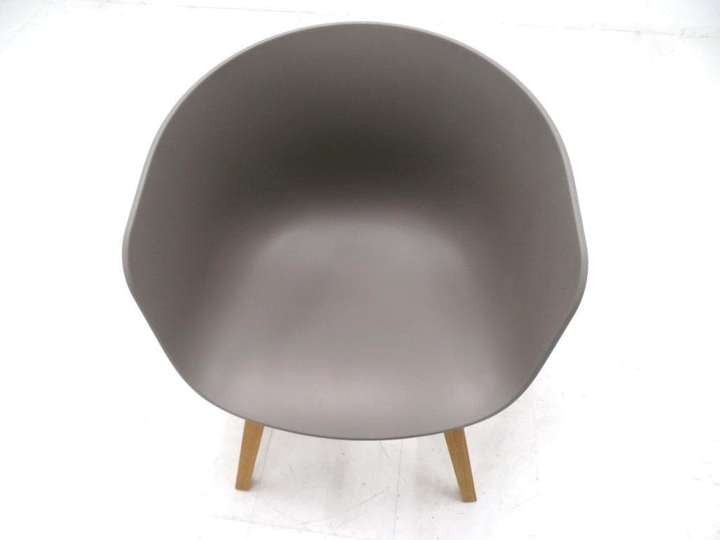 展示品　HAY ヘイ　AAC222　オーク材　ダイニングチェア　カフェ　イス