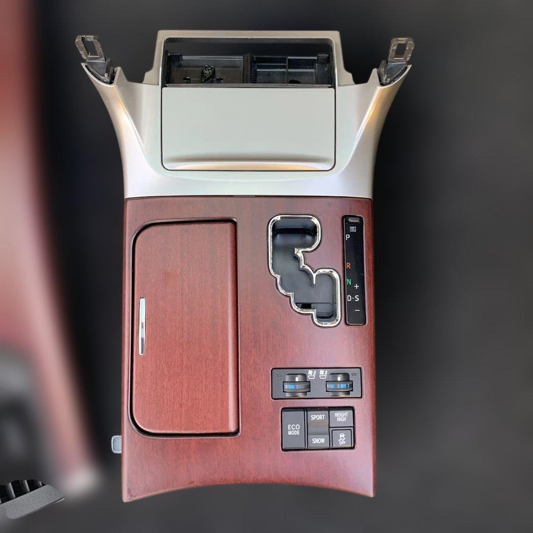 トヨタ　クラウンマジェスタ　200系　純正インパネセット　送料込み　中古品