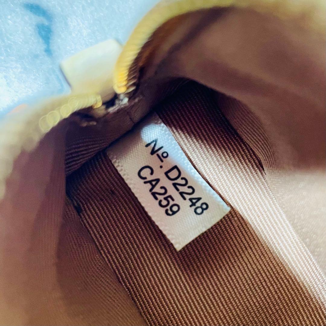 coach コーチ　バッグチャーム　シグネチャーキャンバス　ミニバッグ　小物入れ