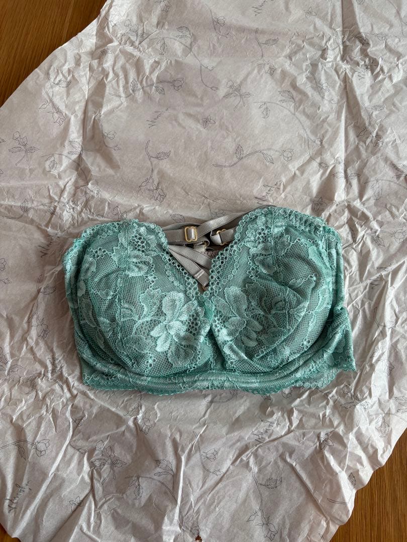 YVESJUブラジャーショーツセット