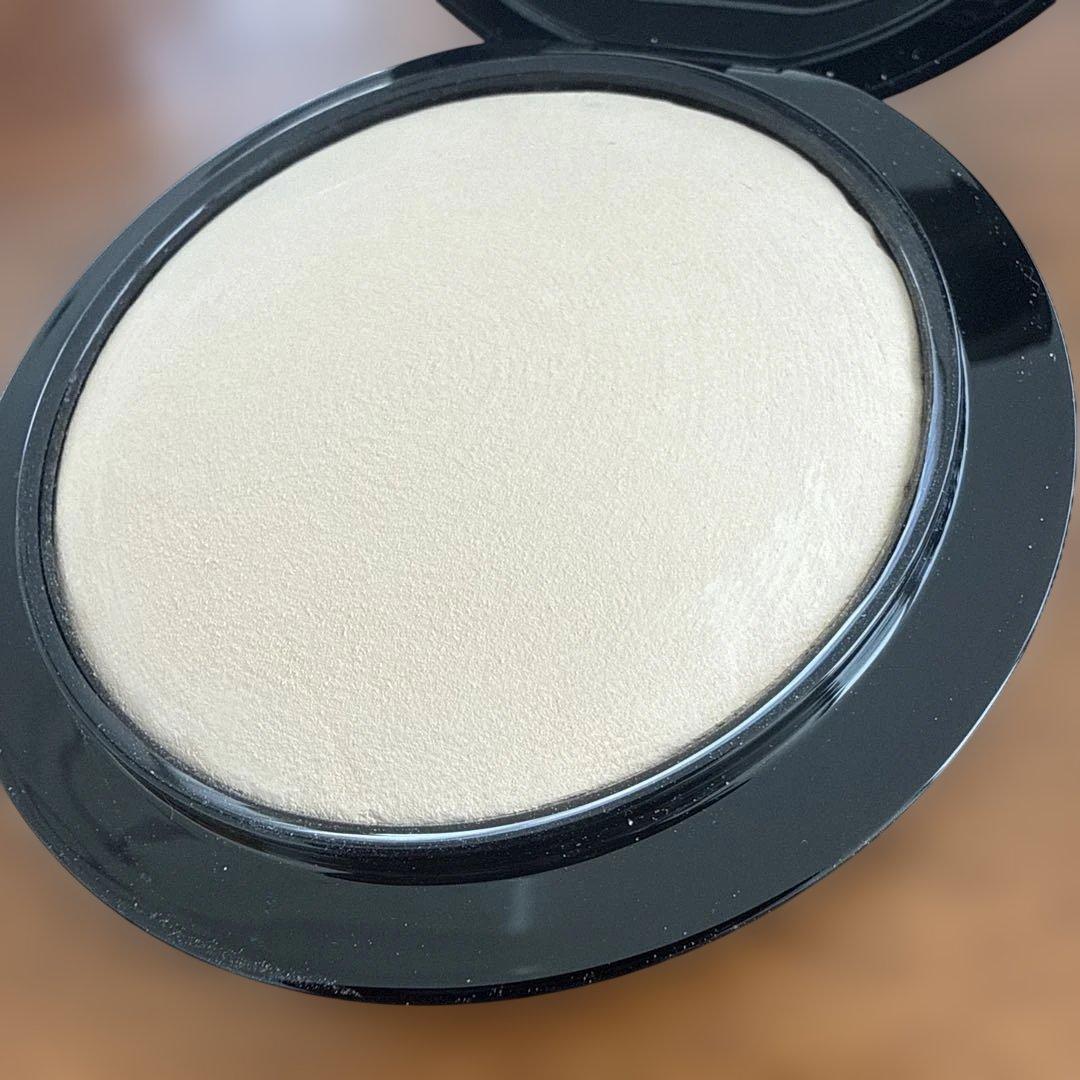 MAC ミネラライズスキンフィニッシュナチュラル ライトプラス フェイスパウダー