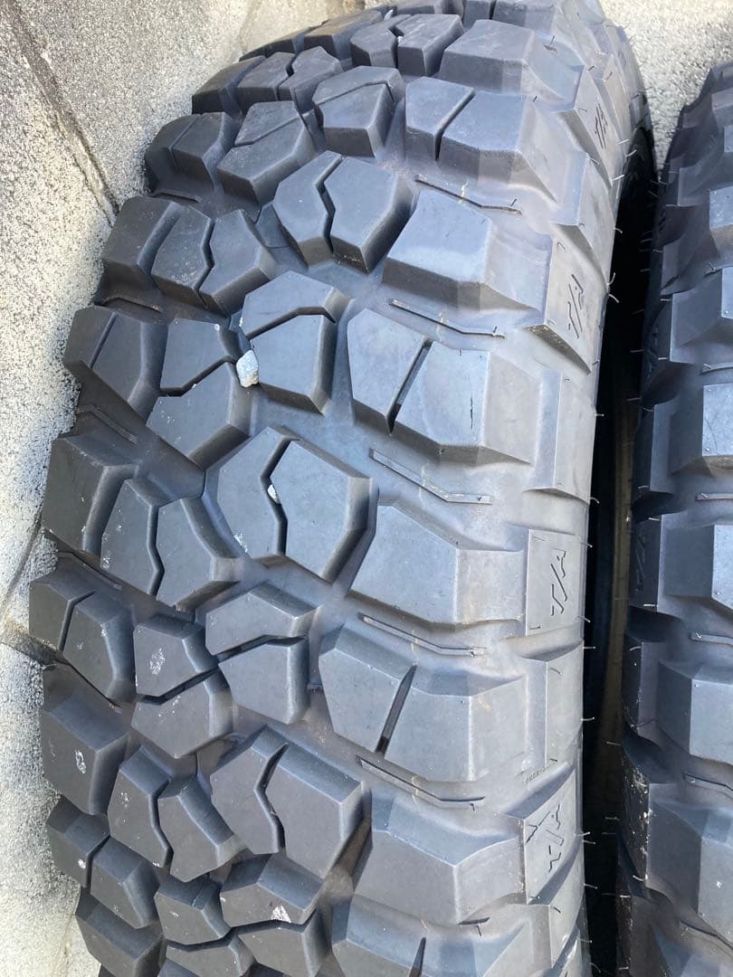 メロンパン！ BFグッドリッチ LT255/75R17 KM2