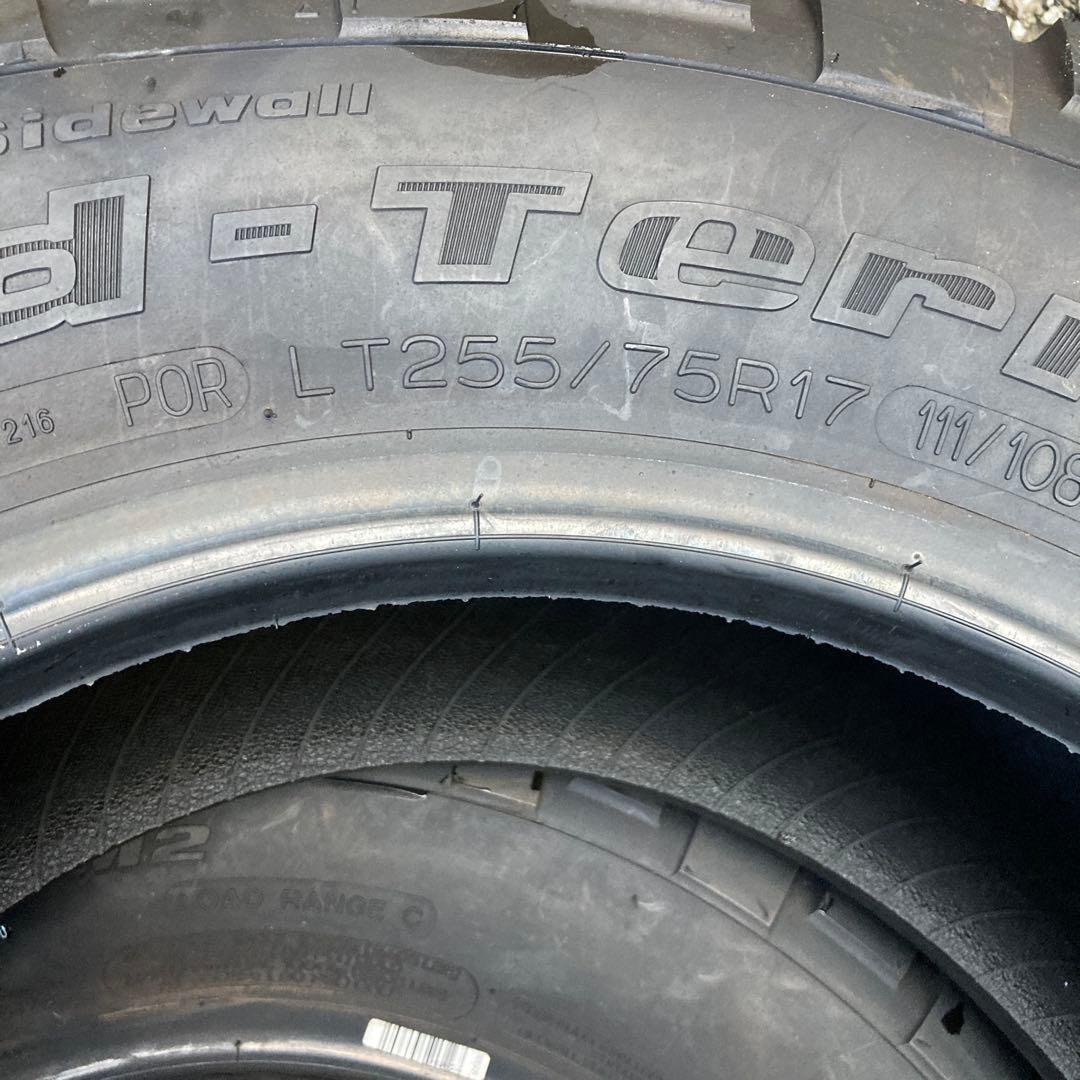 メロンパン！ BFグッドリッチ LT255/75R17 KM2