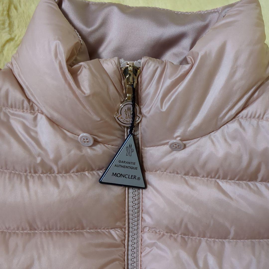新品タグ付MONCLER フリル薄手フード付きピンクダウンベスト