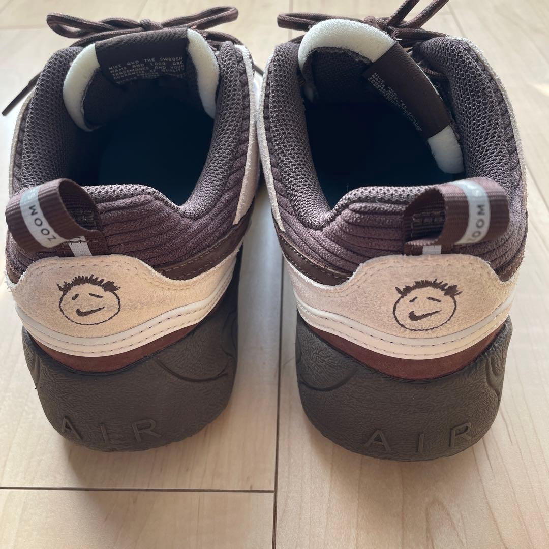 Travis Scott × Nike Zoom Field Jaxx 26cm