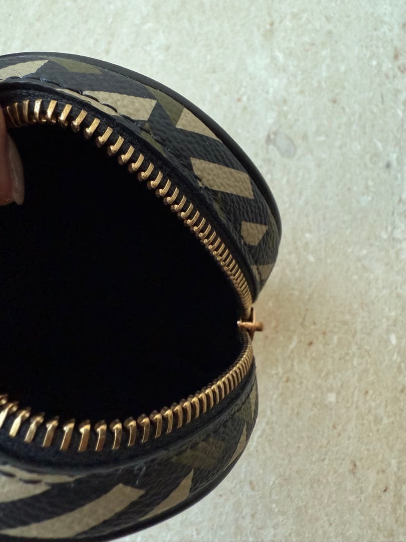 【未使用】VERSACE ヴェルサーチ　グレカロゴ　ポーチ