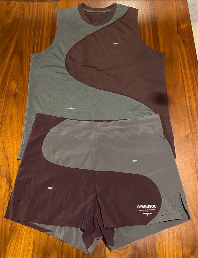 NIKE UNDERCOVER GYAKUSOU ランニングウェアセット販売