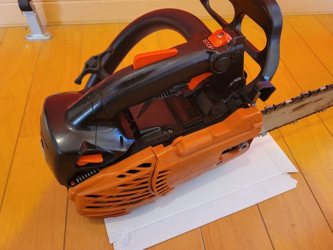 プロ用チェーンソー　共立　CS251T