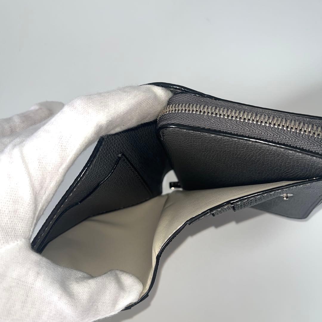 ヴァレクストラ　二つ折り財布　ラウンドジップ　レザー　ダークグレー　ユニセックス