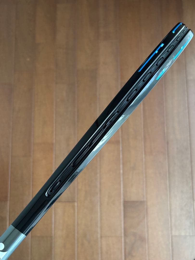 YONEX テニスラケット　ナノフォース8vレブ