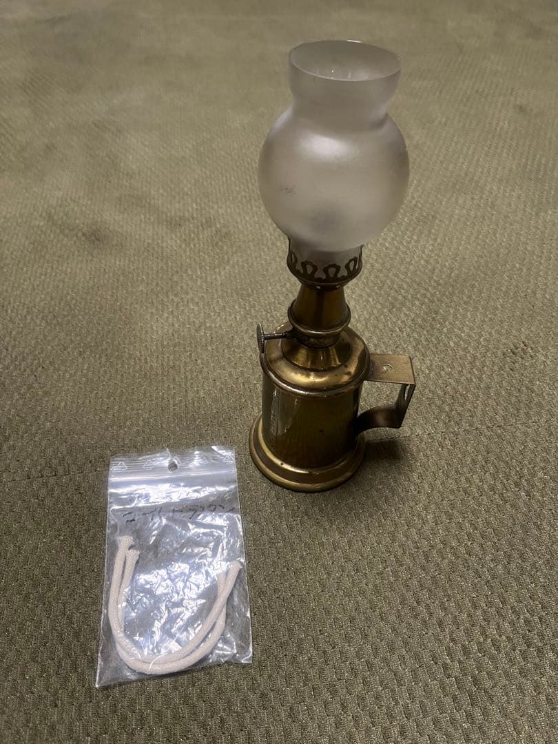 アンティーク　ランタン　オイル　ランプ　芯2本