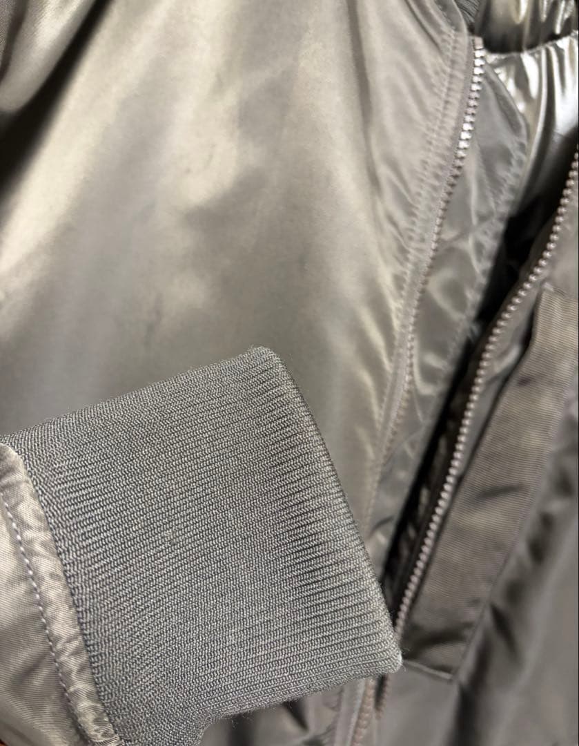 +J UNIQLO ハイブリッドダウンオーバーサイズMA－1