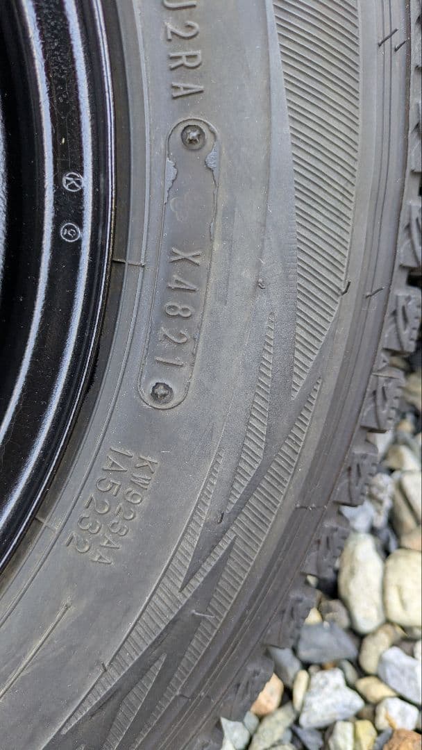 エブリィ　スタッドレスタイヤ 145/80R12 4本セット