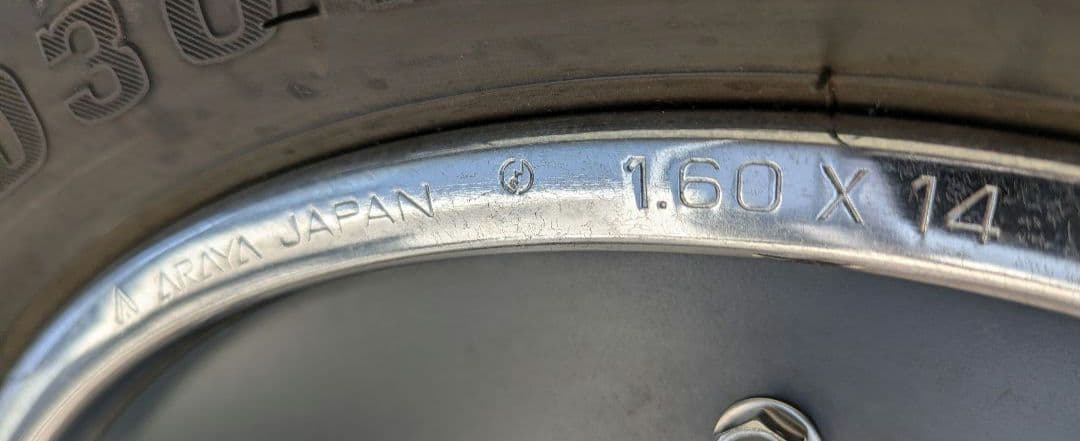 リトルカブAA01 純正リアホイール タイヤ、ホイールカバー付き！