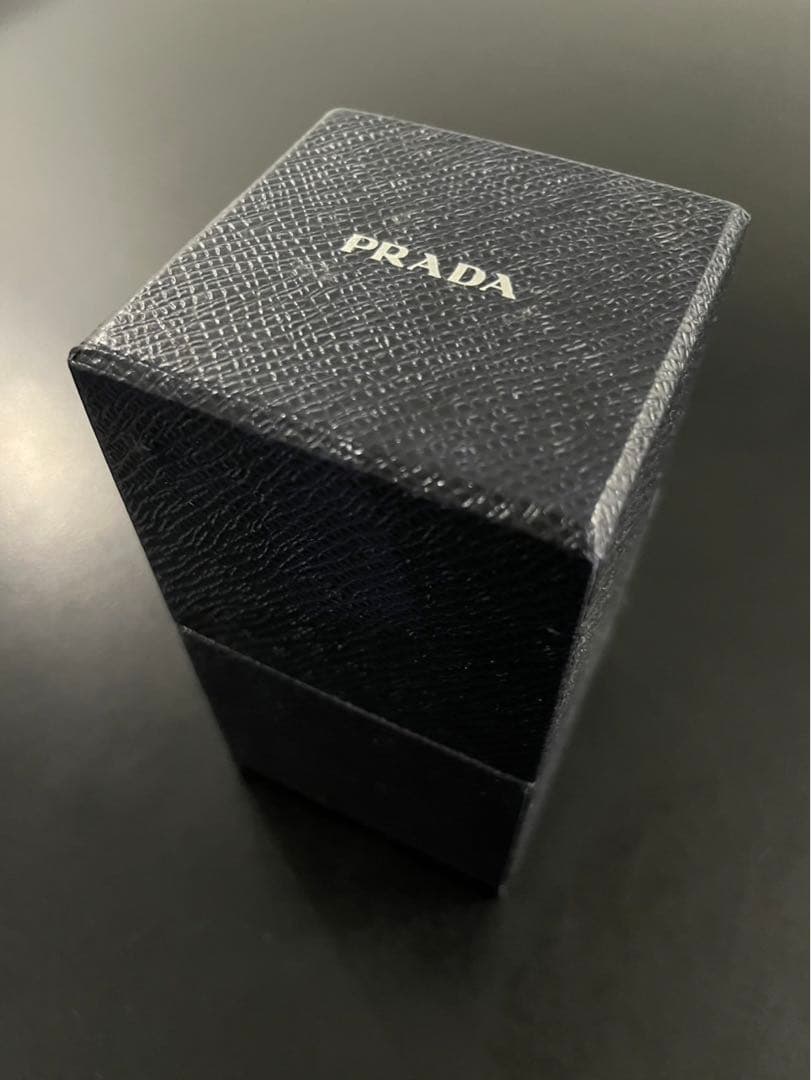 prada マスコット キーホルダー 新品未使用