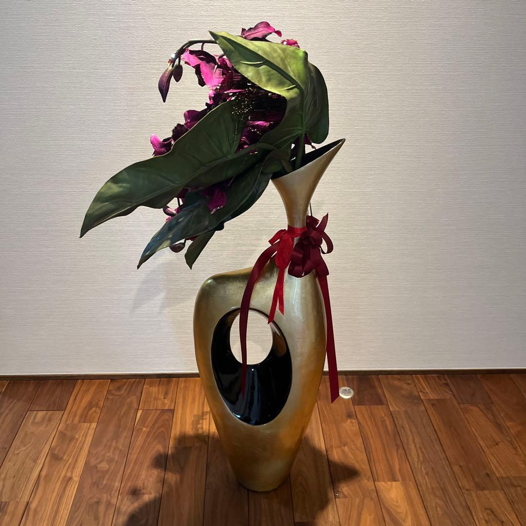 造花（高さ約115㎝幅約40㎝）