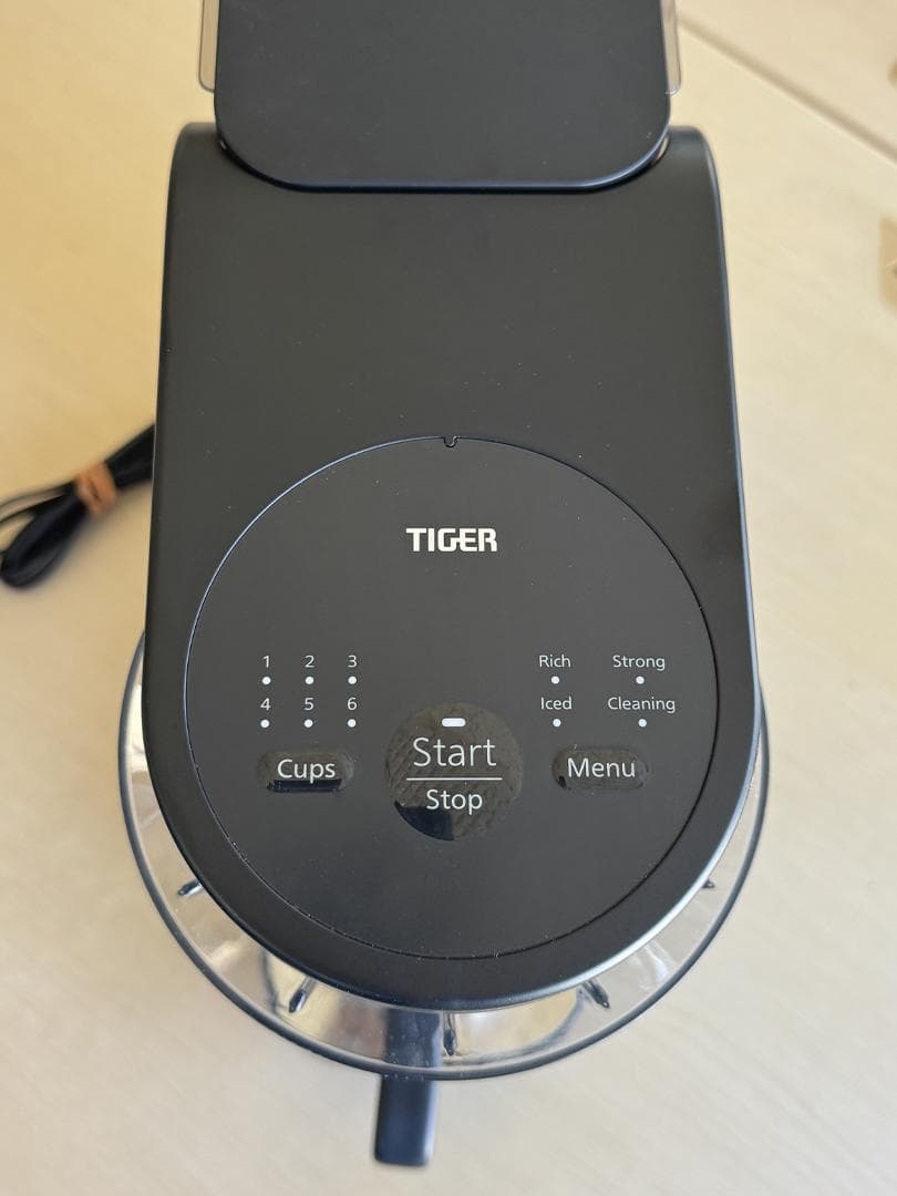 【週末限定お値下げ】TIGER コーヒーメーカー ADF-A060（美品）