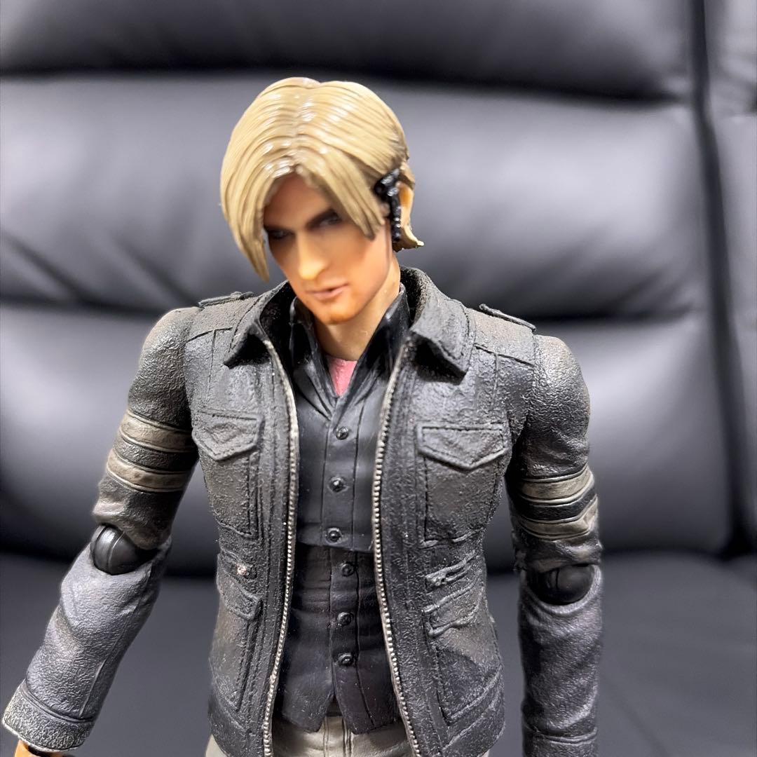 BIOHAZARD6 レオン S ケネディ フィギュア プレイアーツ改