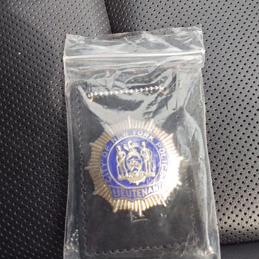 NYPD LIEUTENANT レプリカバッジ　ポリスバッジ