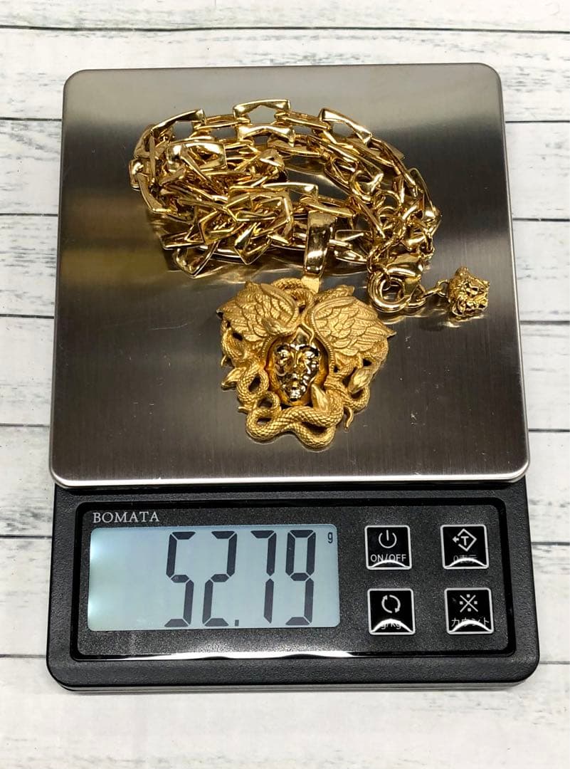 VERSACE ヴェルサーチ ゴールドネックレス　6851